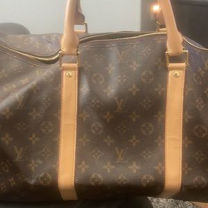 duffle bag… please see pictures for flaws scrap